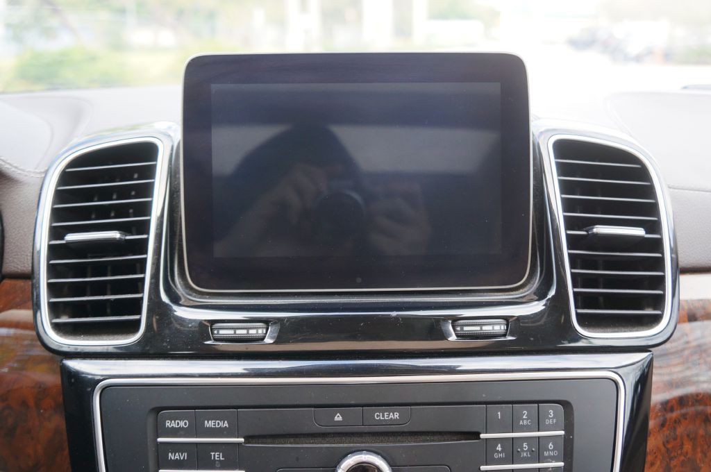 2017 Mercedes-Benz GLS-Class Image 41