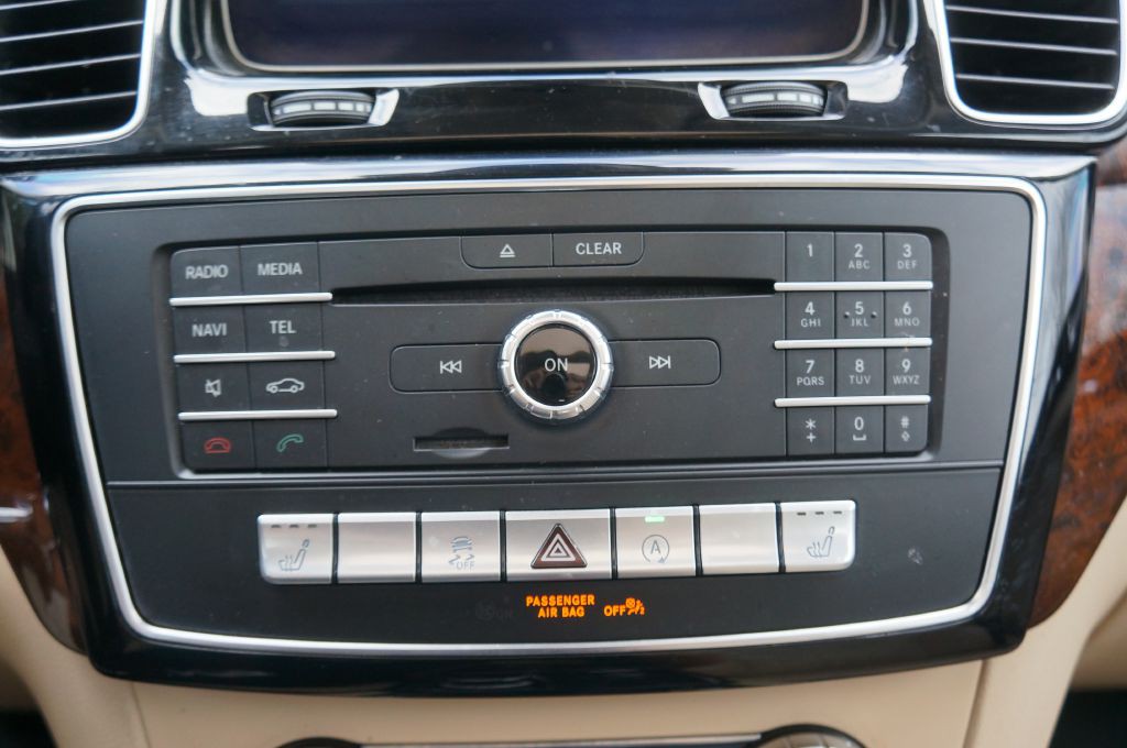 2017 Mercedes-Benz GLS-Class Image 42