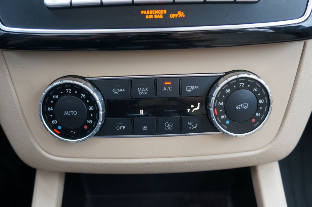 2017 Mercedes-Benz GLS-Class Image 43