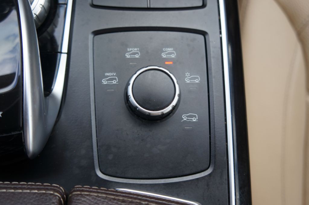 2017 Mercedes-Benz GLS-Class Image 44