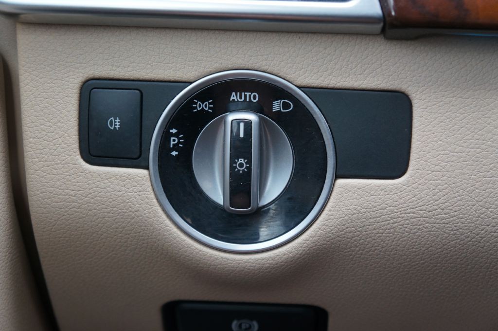 2017 Mercedes-Benz GLS-Class Image 49