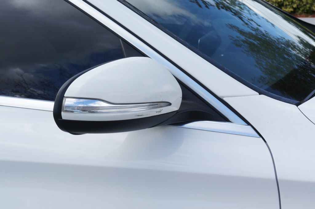 2015 Mercedes-Benz C-Class Image 19