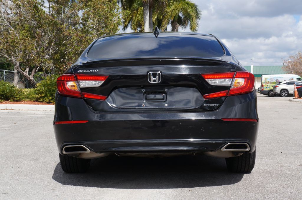 2021 Honda Accord Image 11