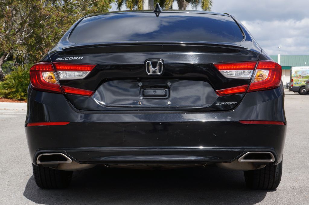 2021 Honda Accord Image 12