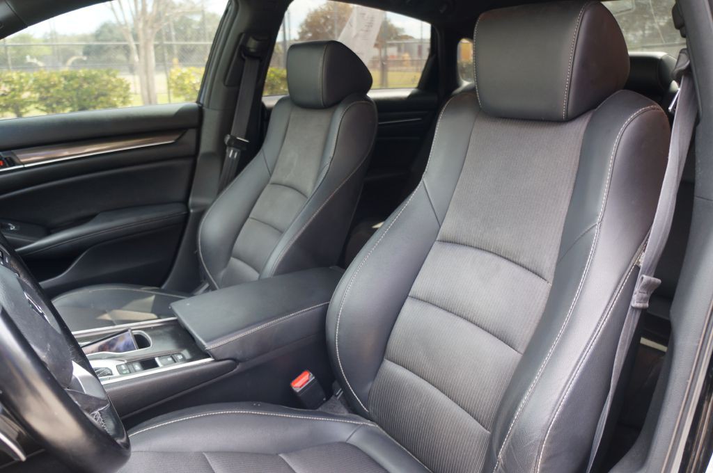 2021 Honda Accord Image 27