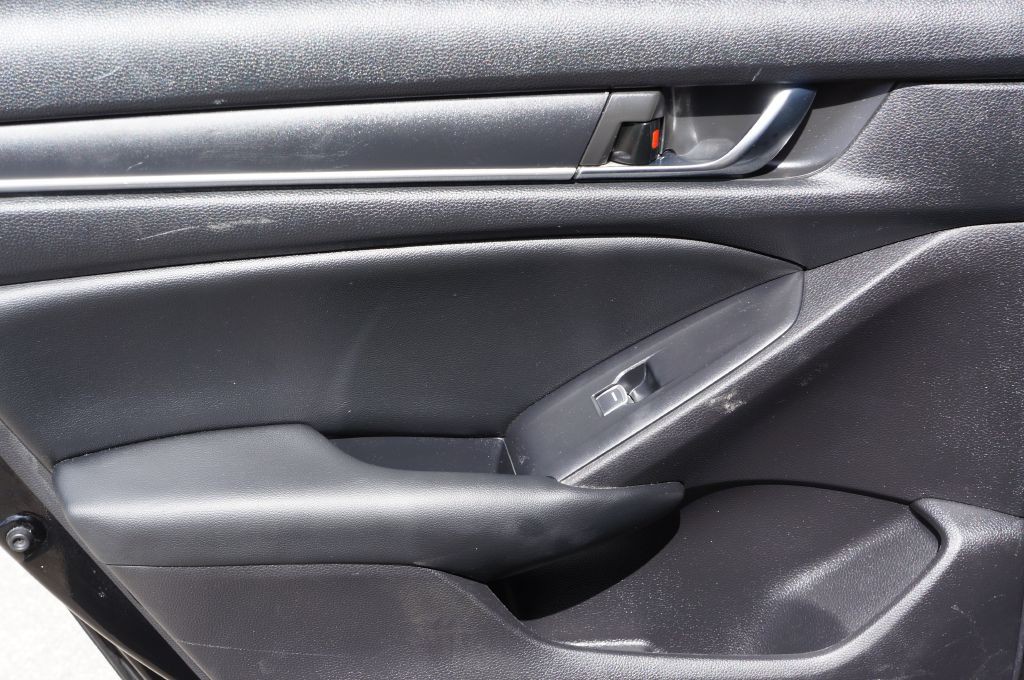 2021 Honda Accord Image 29