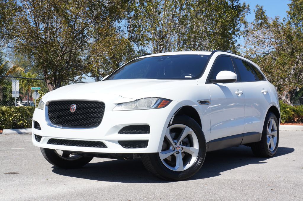 2018 Jaguar F-PACE Image 1
