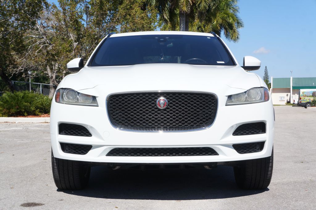 2018 Jaguar F-PACE Image 3