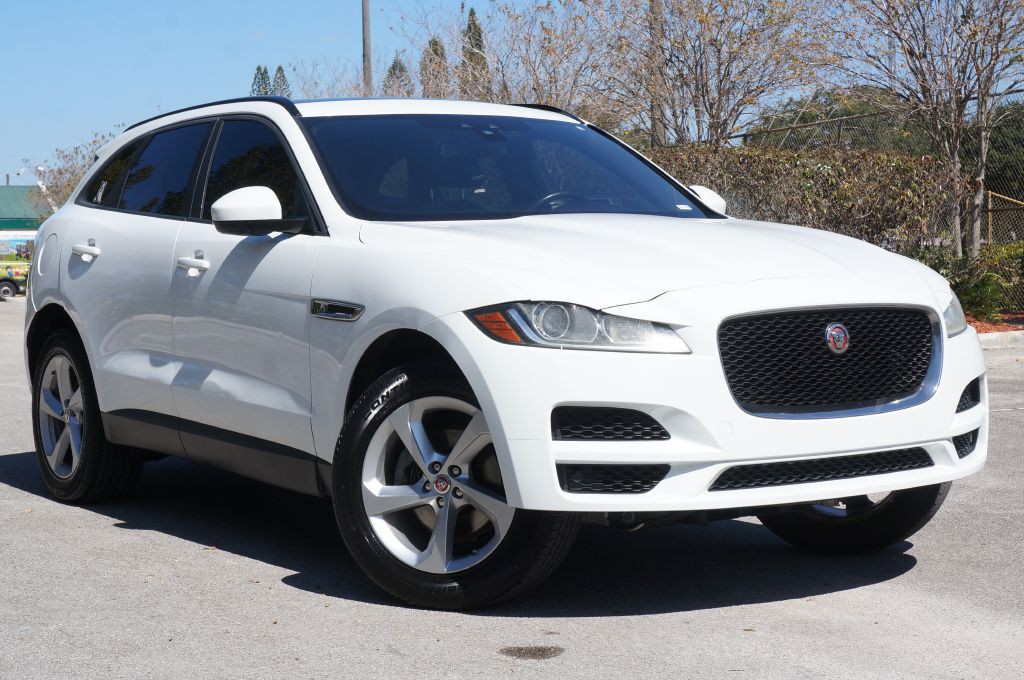 2018 Jaguar F-PACE Image 6