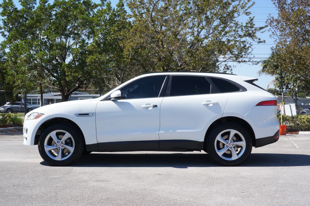 2018 Jaguar F-PACE Image 7