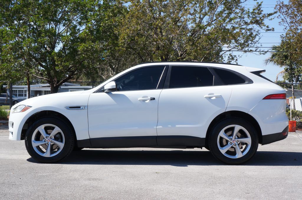 2018 Jaguar F-PACE Image 8