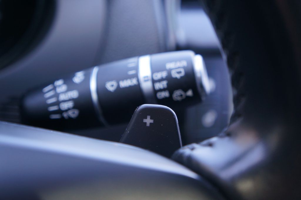 2018 Jaguar F-PACE Image 45