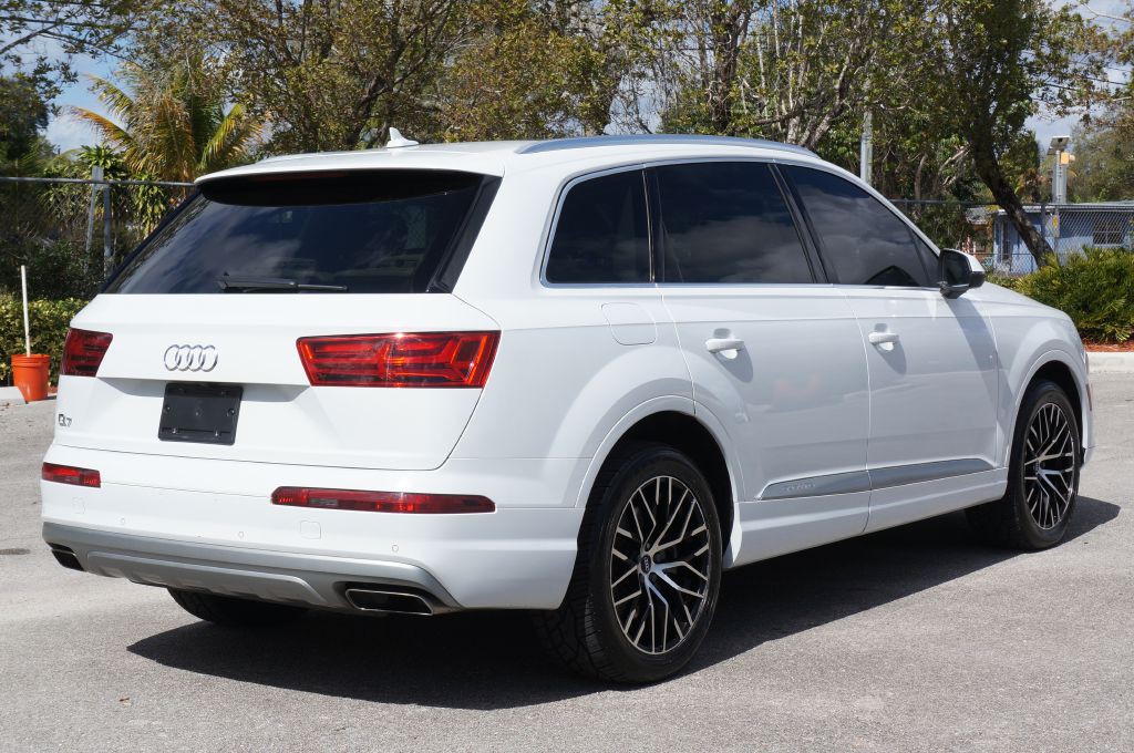 2019 Audi Q7 Image 14