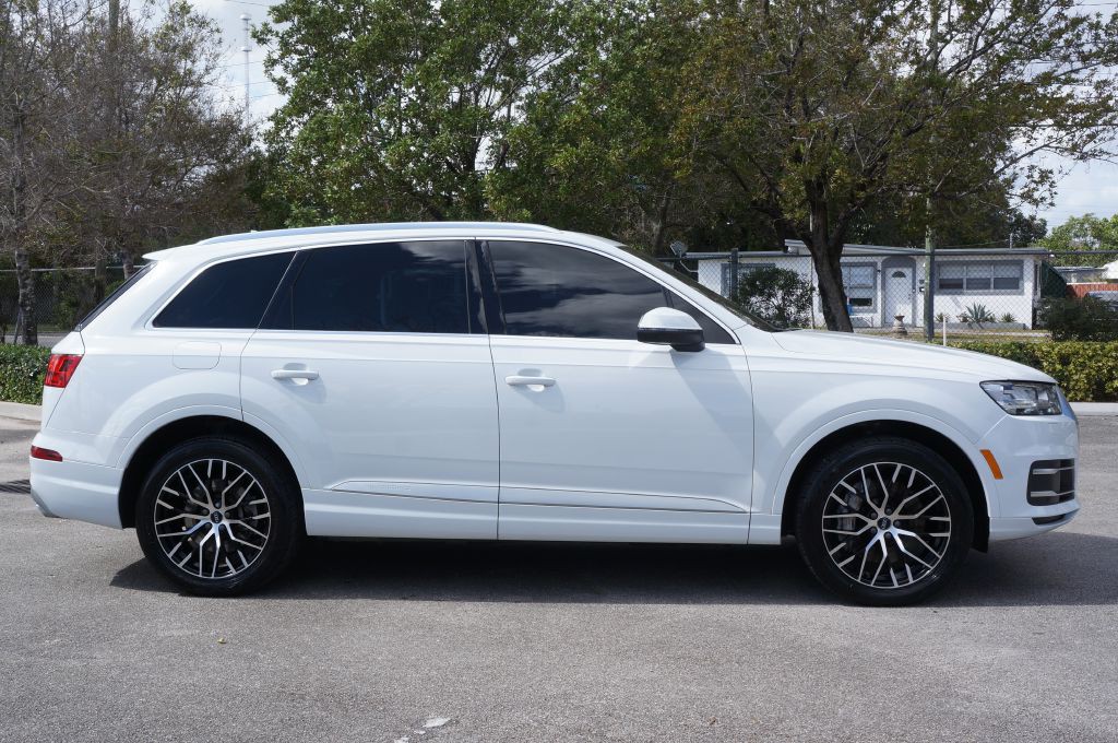 2019 Audi Q7 Image 16