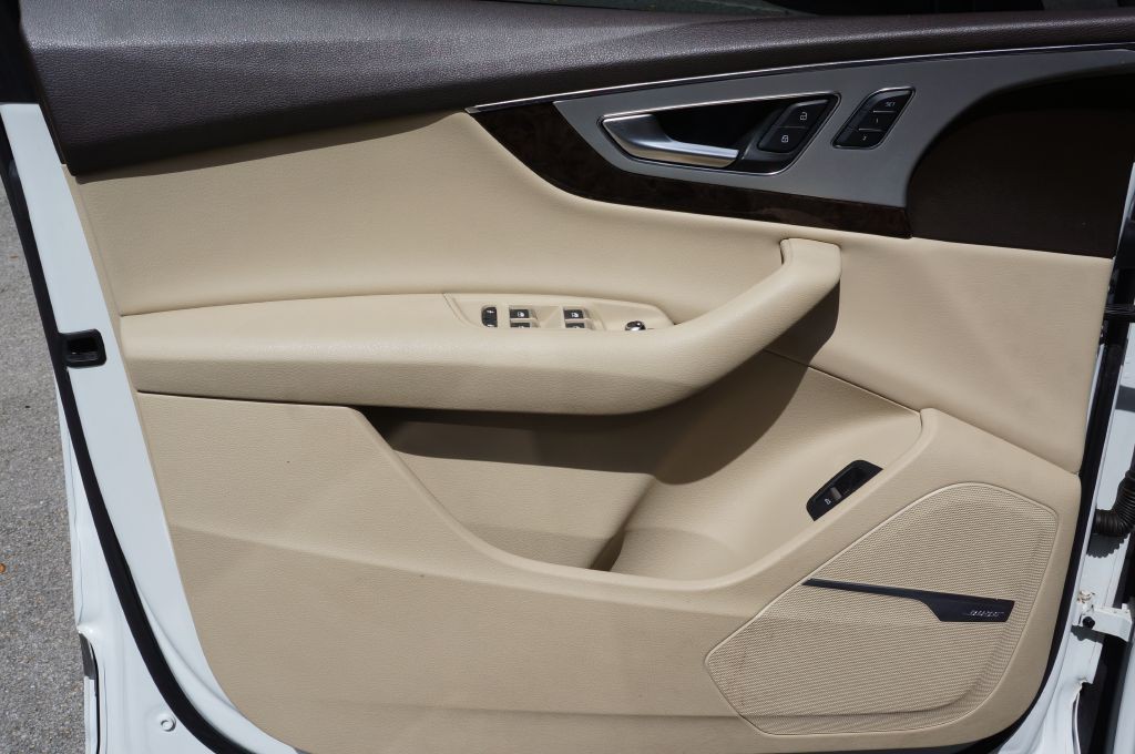 2019 Audi Q7 Image 27