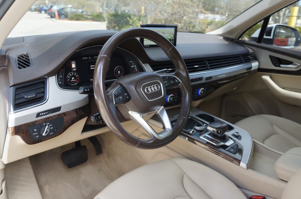 2019 Audi Q7 Image 30