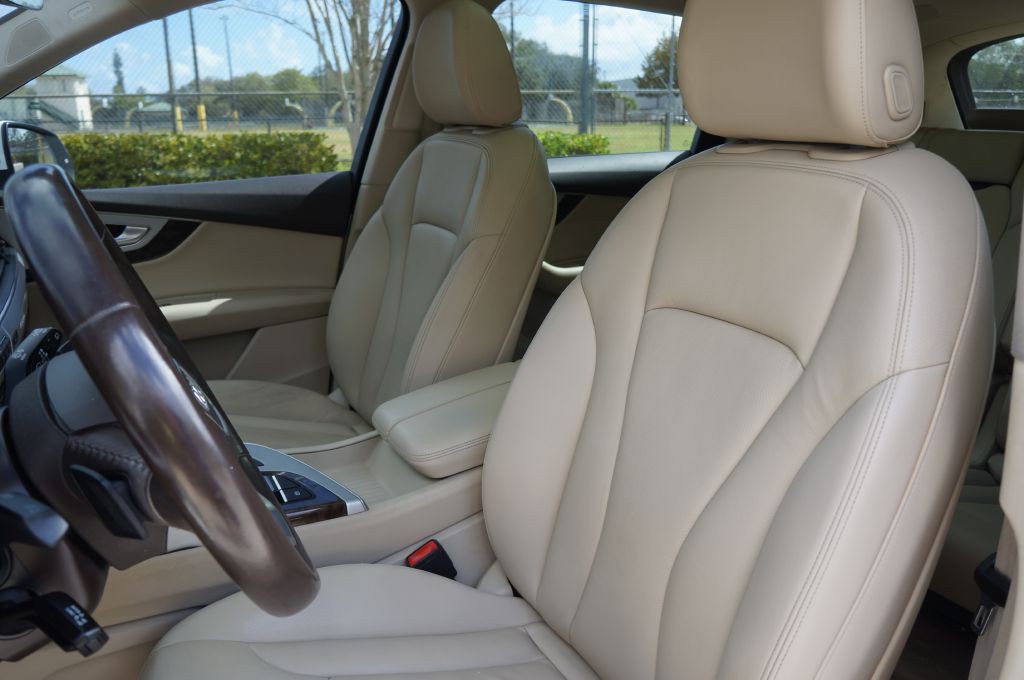 2019 Audi Q7 Image 32