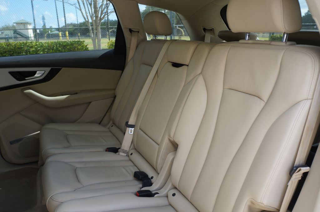 2019 Audi Q7 Image 37