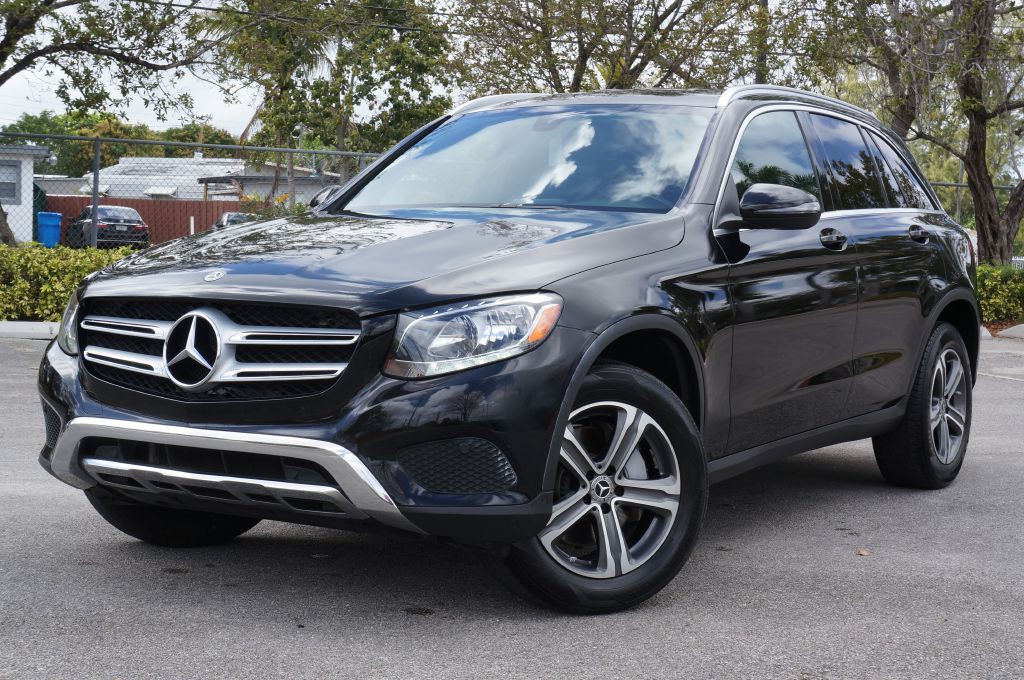 2018 Mercedes-Benz GLC-Class Image 2