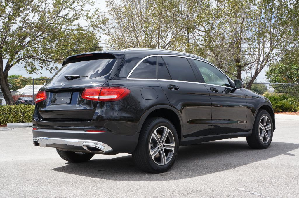 2018 Mercedes-Benz GLC-Class Image 13