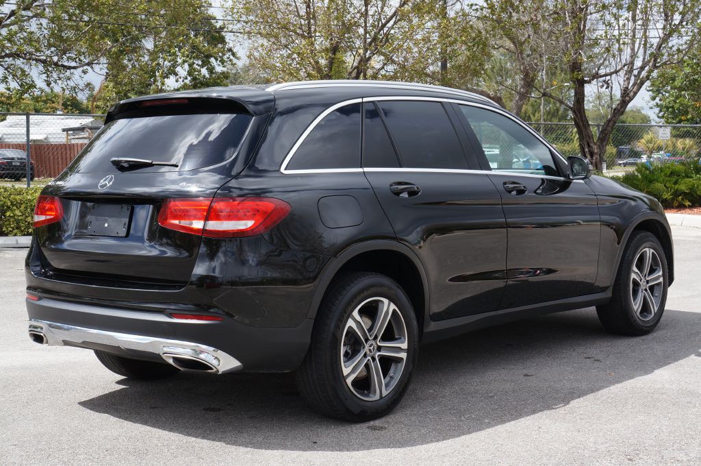 2018 Mercedes-Benz GLC-Class Image 14