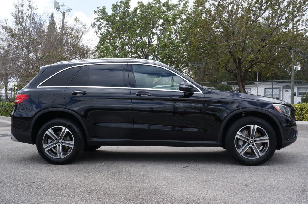 2018 Mercedes-Benz GLC-Class Image 16