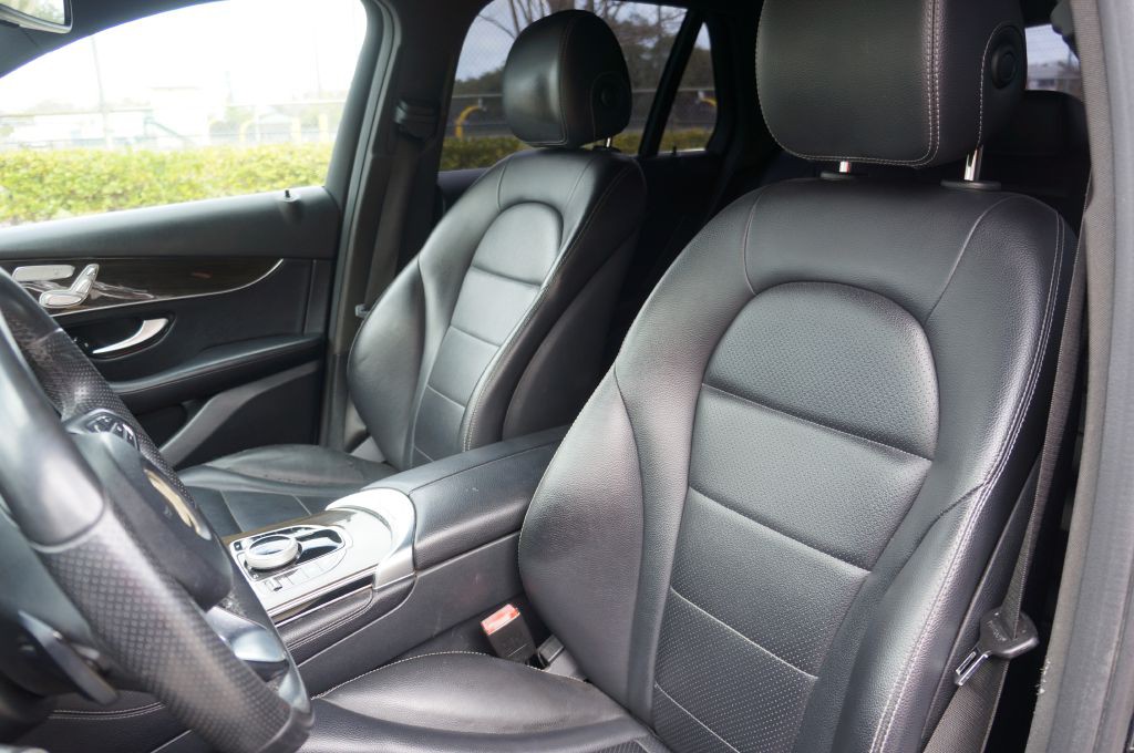 2018 Mercedes-Benz GLC-Class Image 29