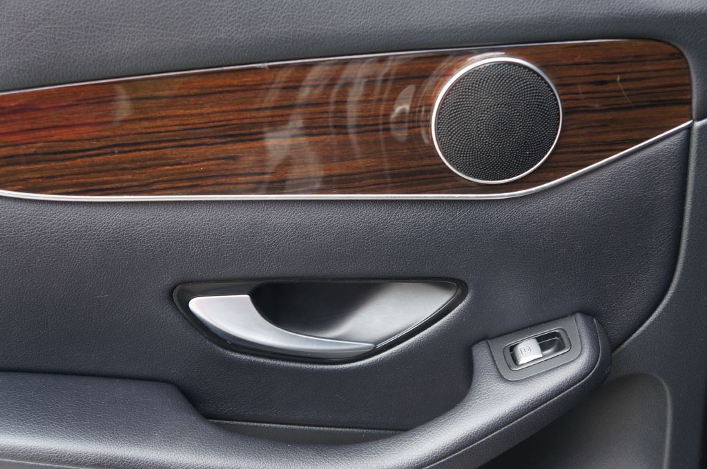 2018 Mercedes-Benz GLC-Class Image 32