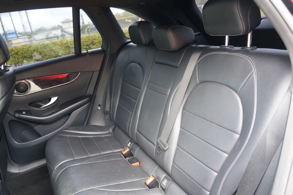 2018 Mercedes-Benz GLC-Class Image 34