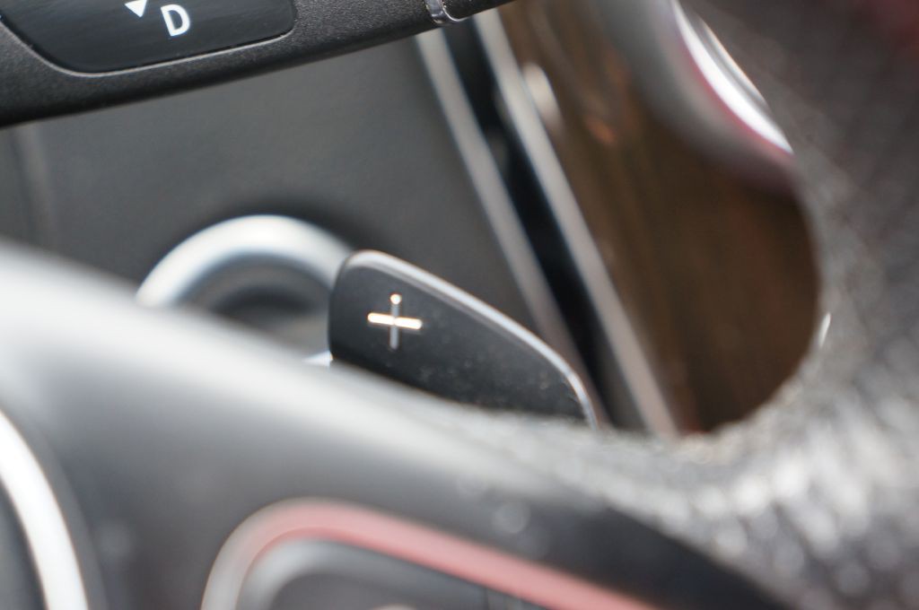 2018 Mercedes-Benz GLC-Class Image 45