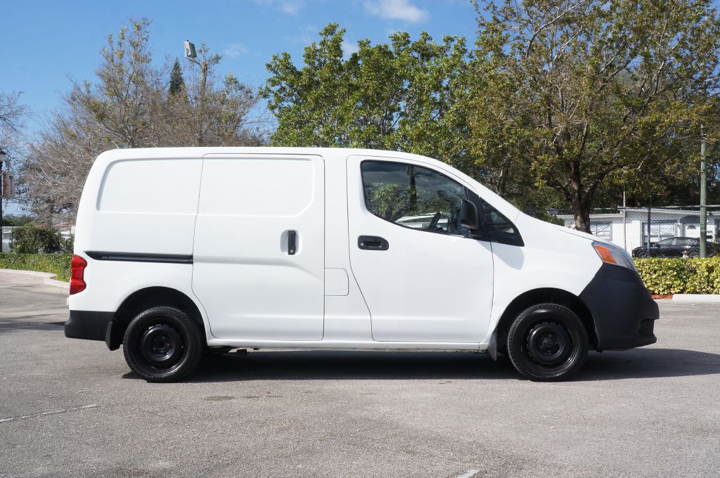 2018 Nissan NV200 Image 15