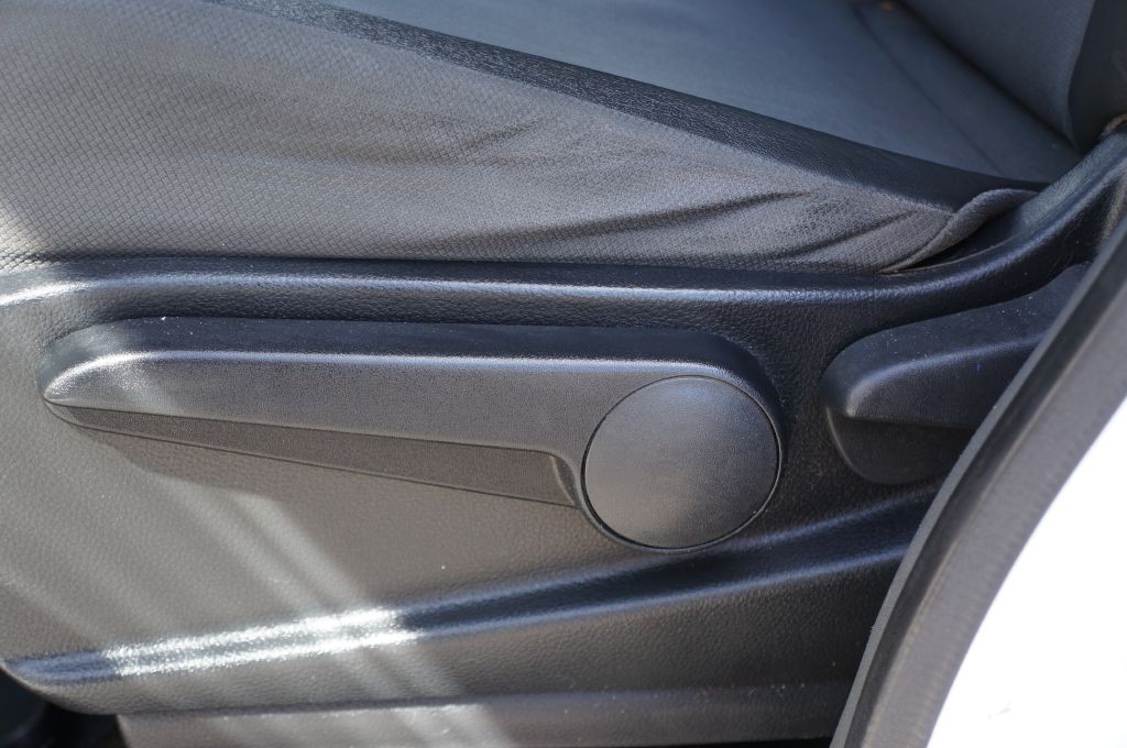 2018 Nissan NV200 Image 31