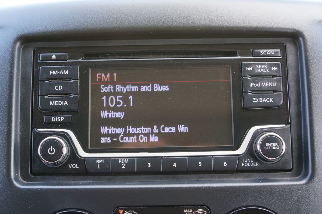 2018 Nissan NV200 Image 38