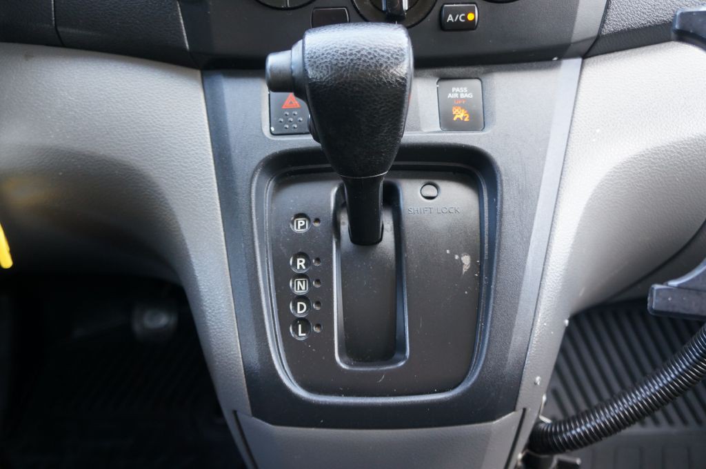 2018 Nissan NV200 Image 42