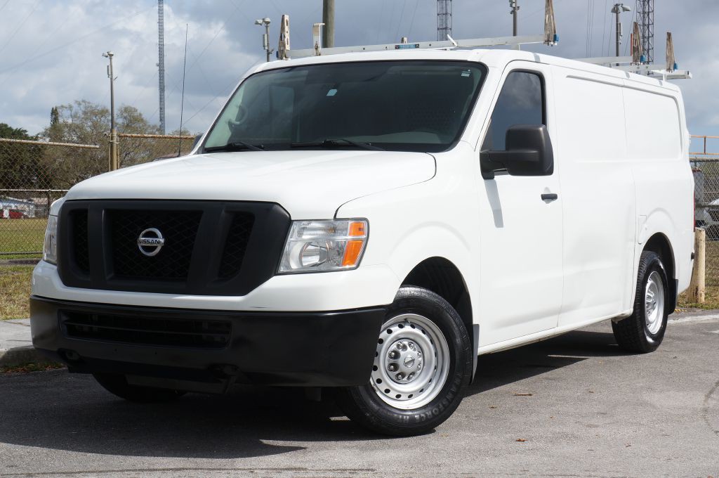 2018 Nissan NV Image 2