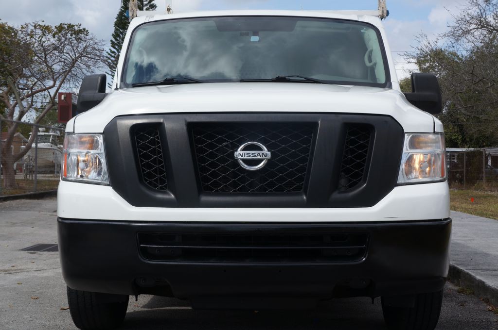 2018 Nissan NV Image 4