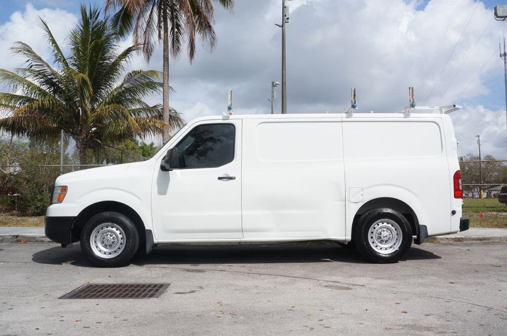 2018 Nissan NV Image 7