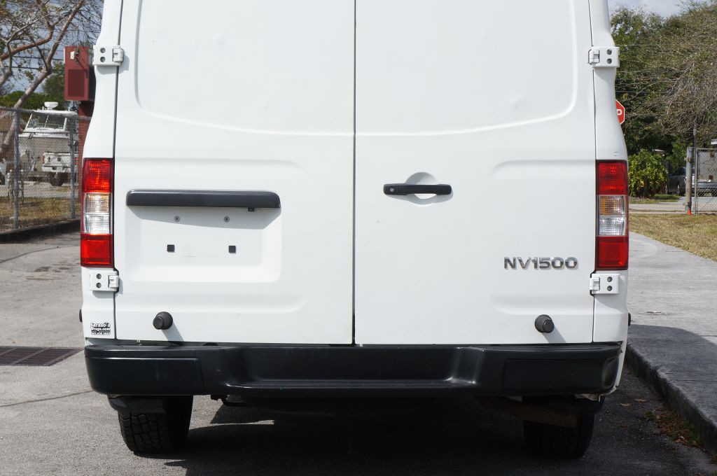 2018 Nissan NV Image 12