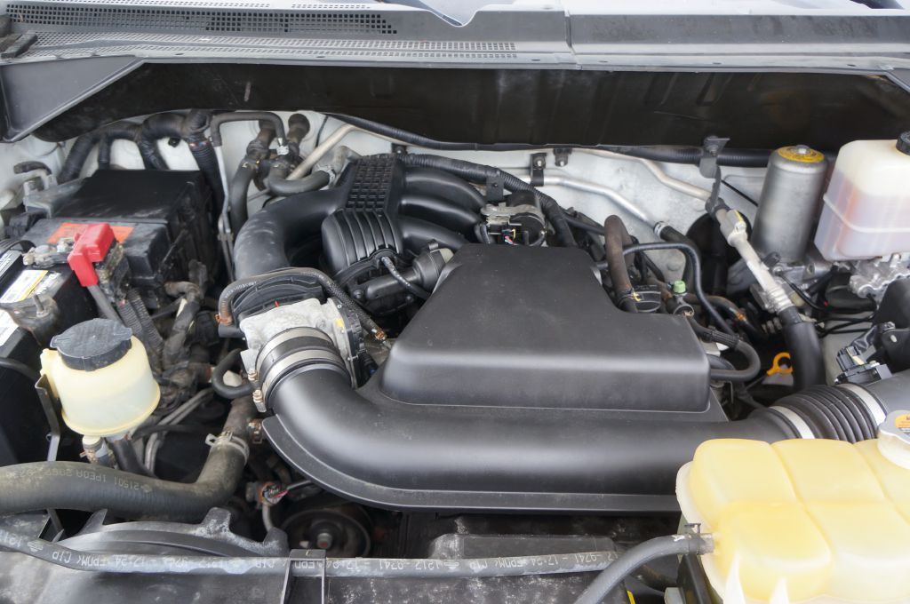 2018 Nissan NV Image 28