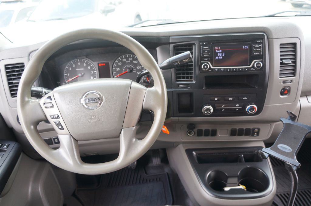 2018 Nissan NV Image 37