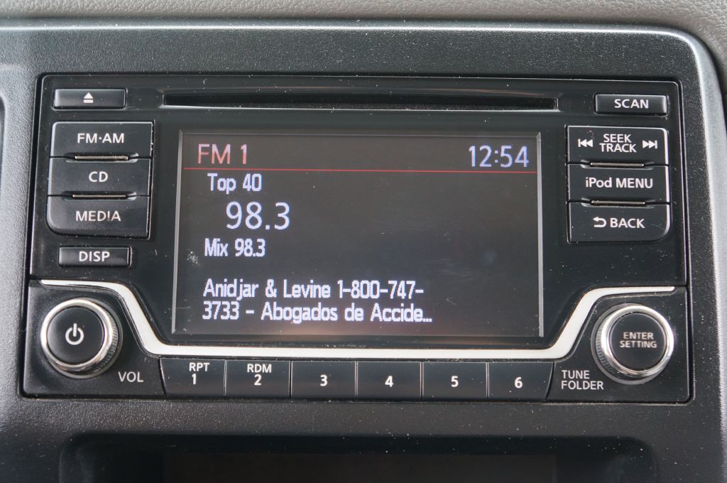 2018 Nissan NV Image 40