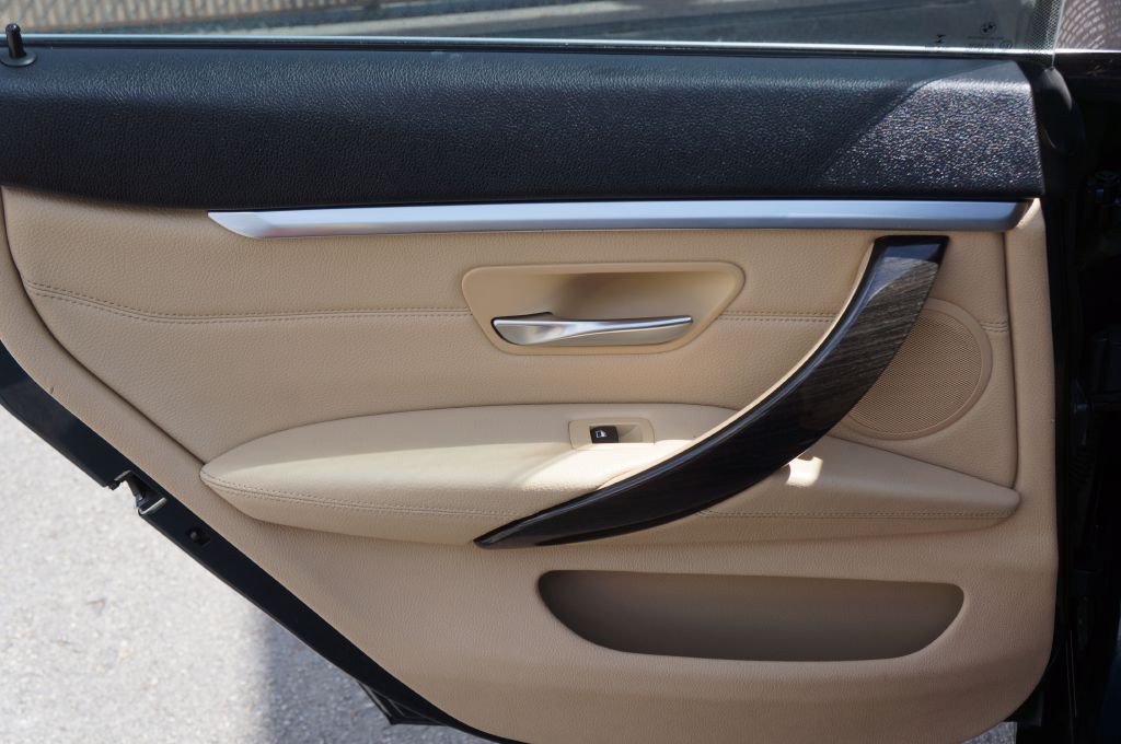 2016 BMW 4 Series Image 25