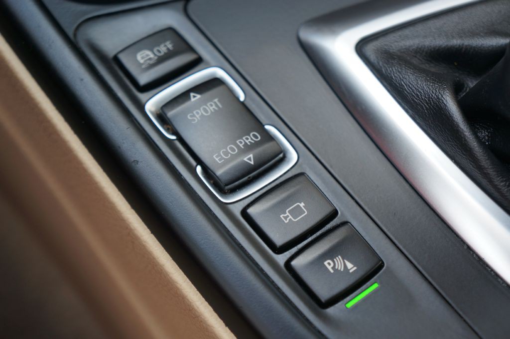 2016 BMW 4 Series Image 38