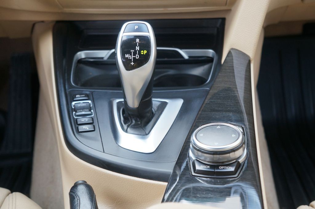 2016 BMW 4 Series Image 40