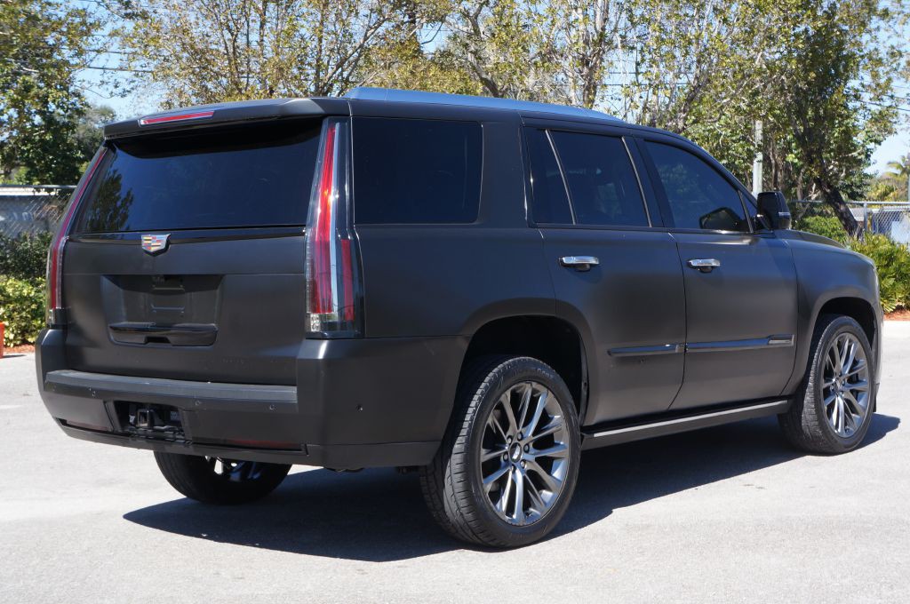 2020 Cadillac Escalade Image 14