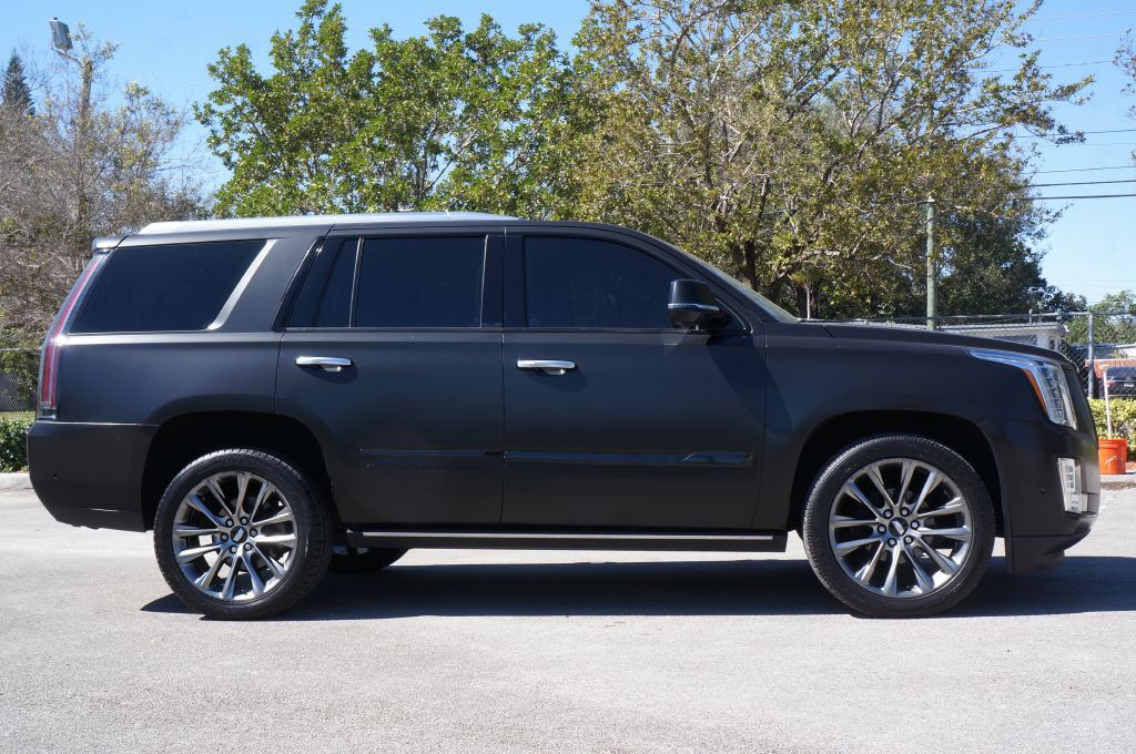 2020 Cadillac Escalade Image 16