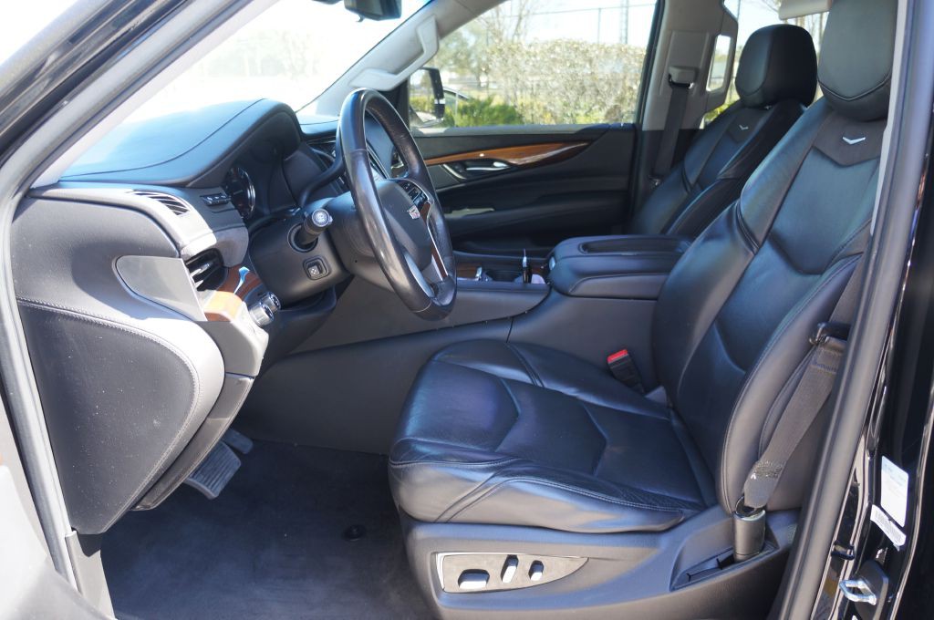 2020 Cadillac Escalade Image 29