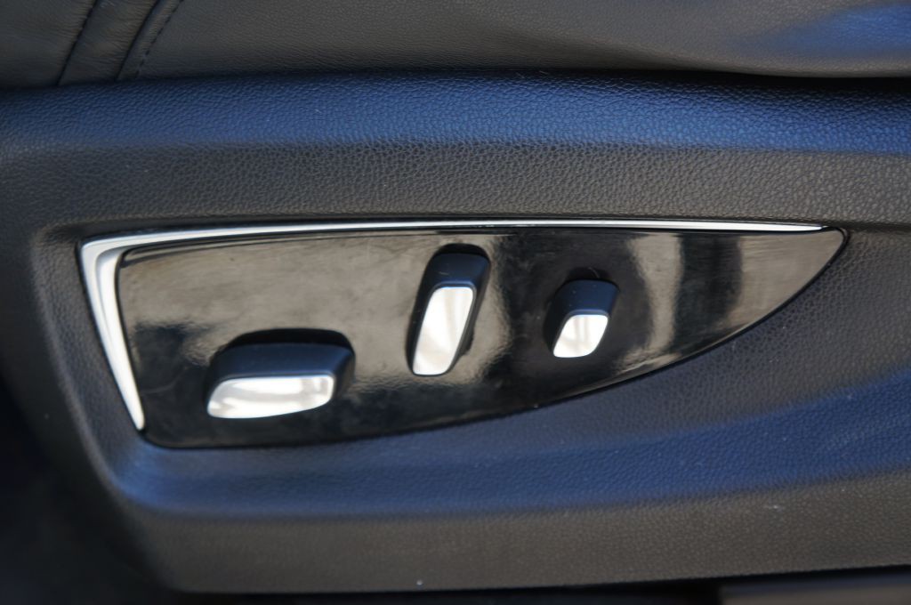 2020 Cadillac Escalade Image 31