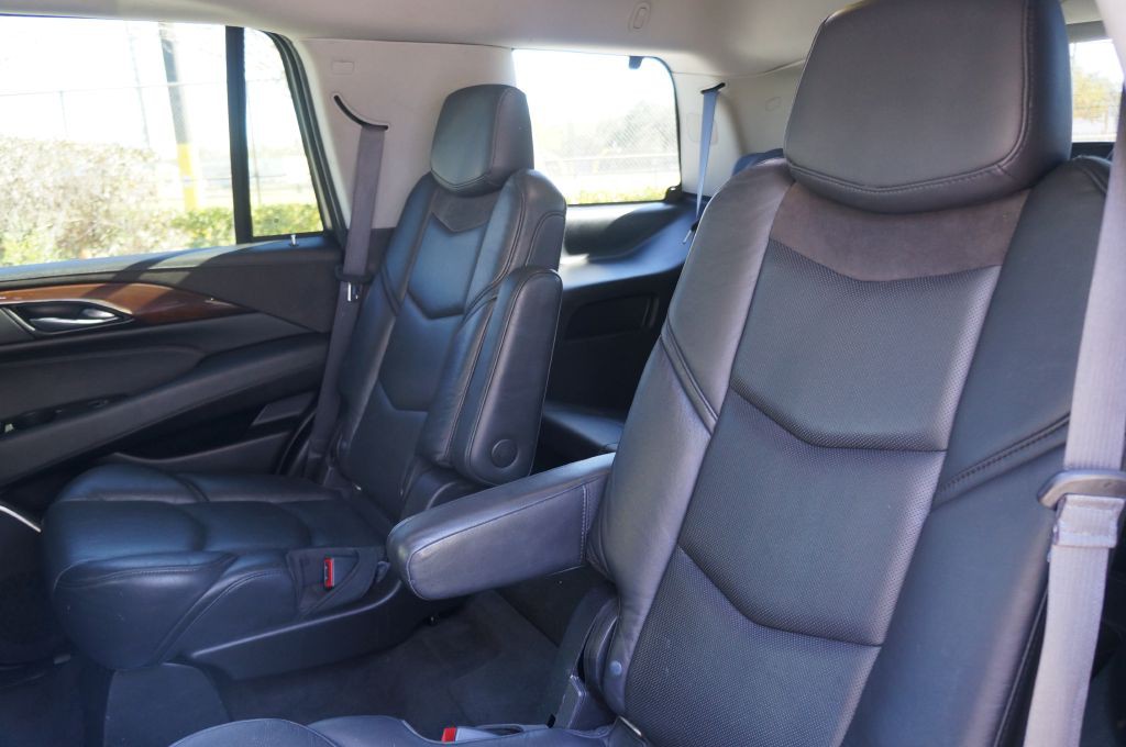 2020 Cadillac Escalade Image 34