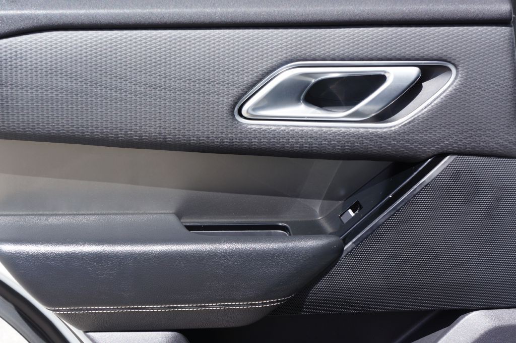 2018 Land Rover Range Rover Image 34